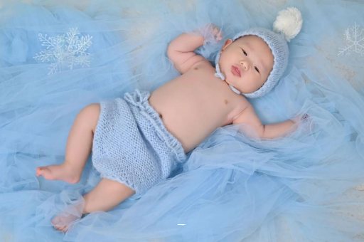 张家界宝宝老喊肚子疼还发烧